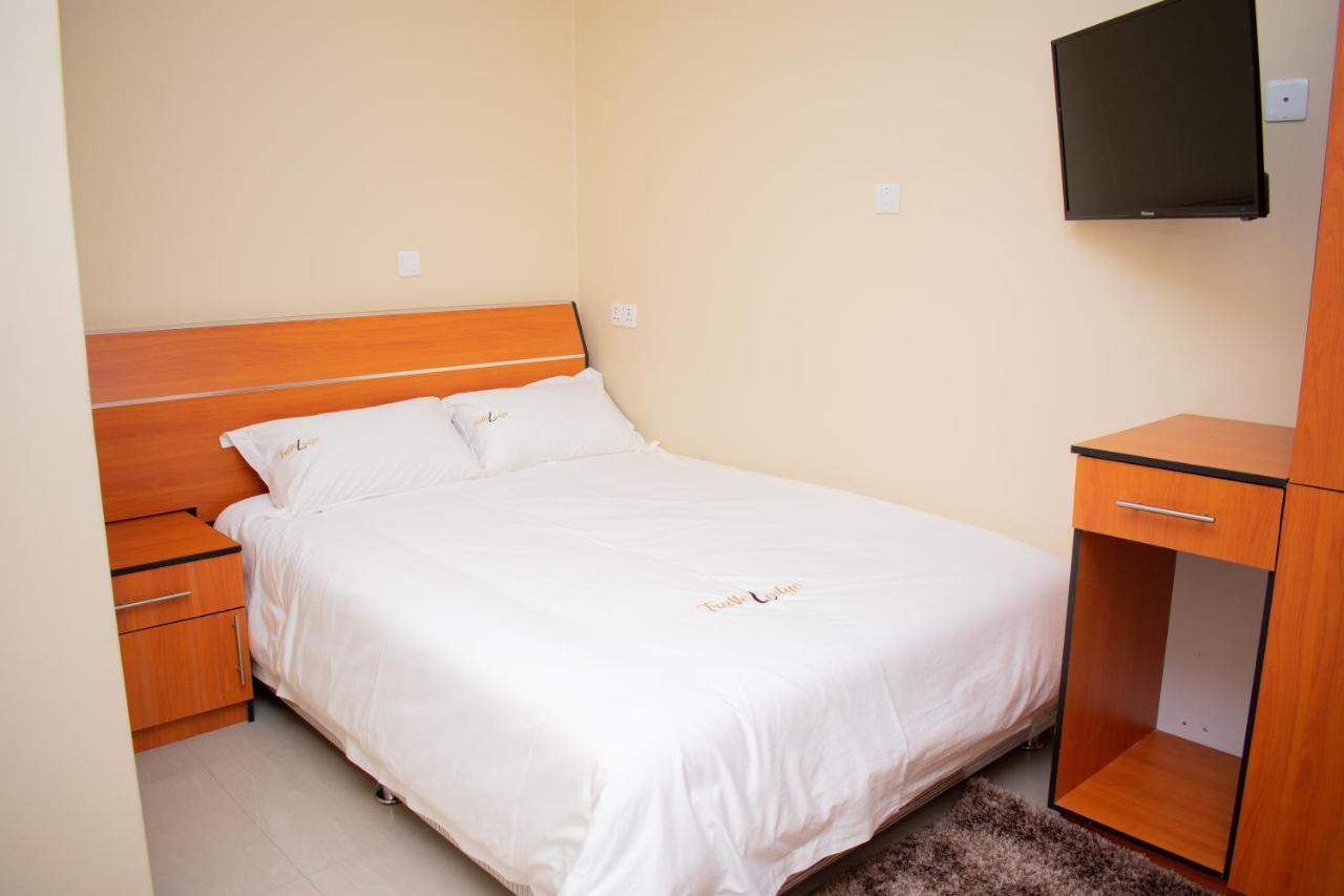Travelodge Blantyre Exteriör bild